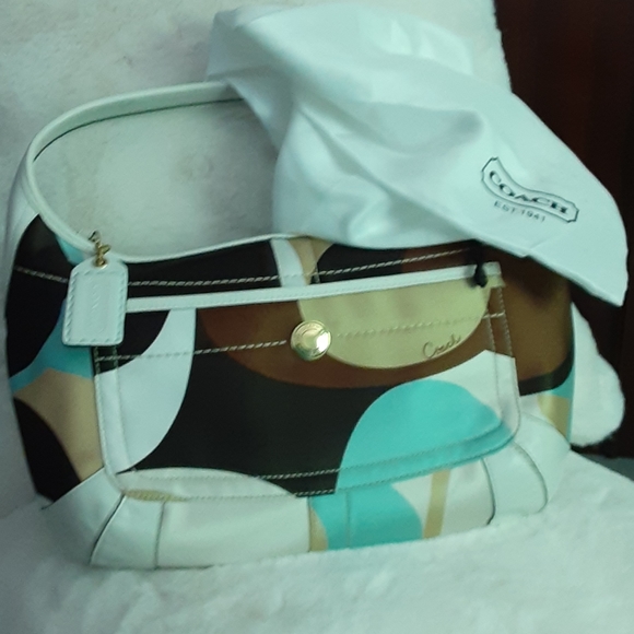 Coach Patchwork - Picture 2 of 5